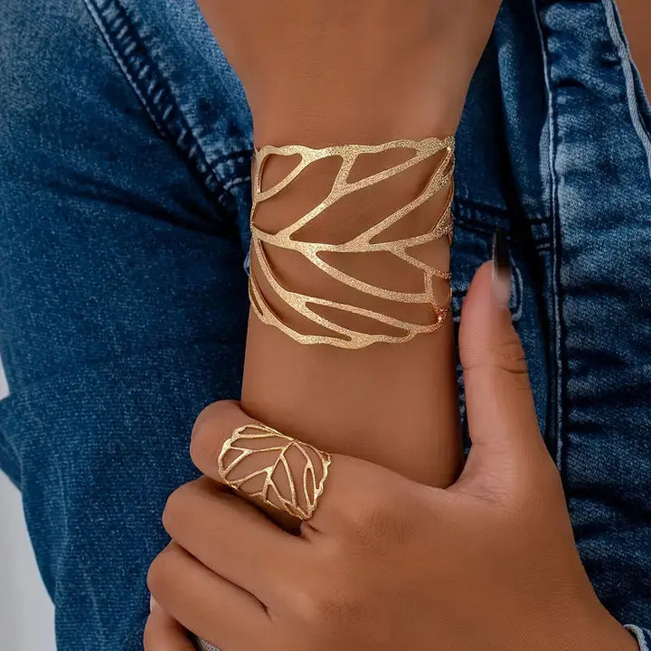 Bracelet de Manchette Vintage Élégant avec Motif de Feuille
