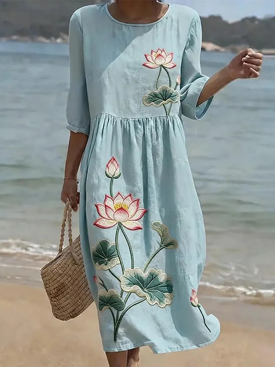 Robe décontractée pour femme avec imprimé floral.