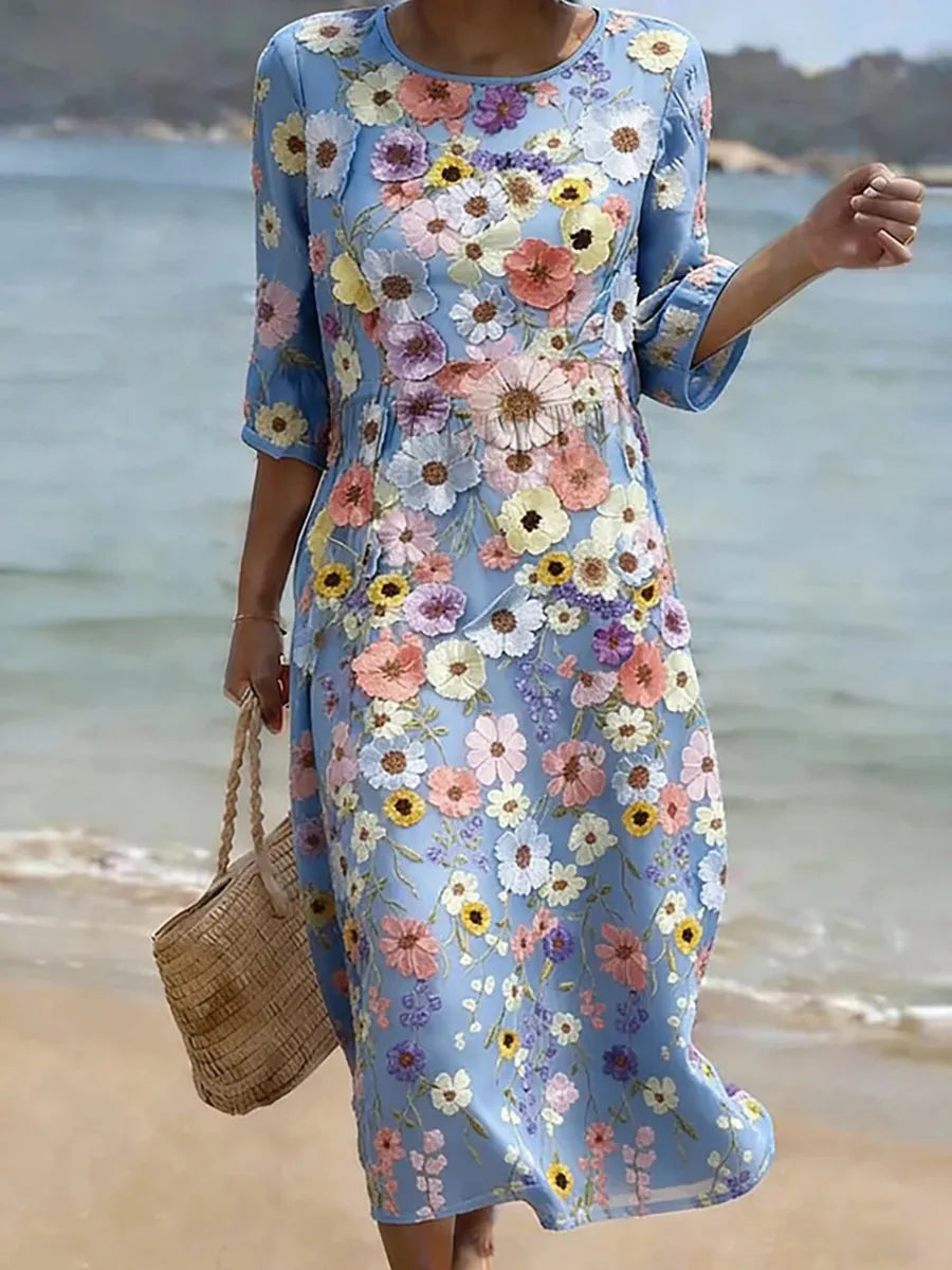 Robe décontractée pour femme avec imprimé floral.
