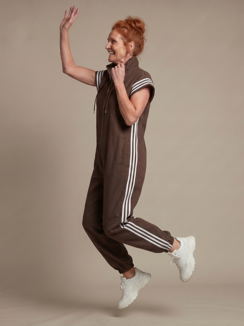 Lark | Tuta con Zip Frontale e Pannelli a Strisce
