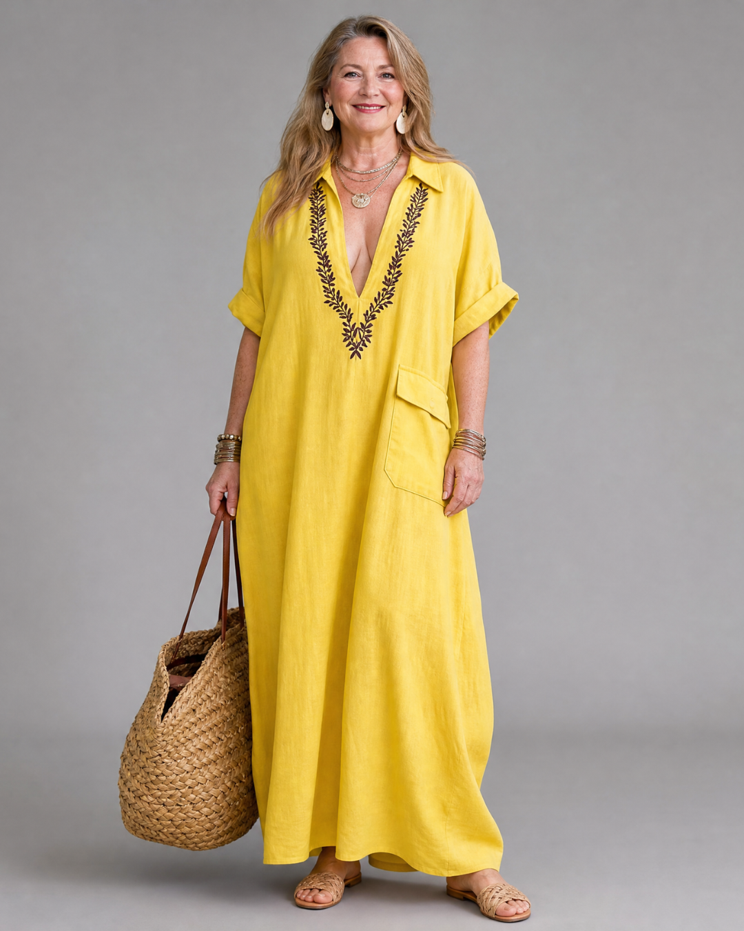 Elakeja | Vestito Midi Relaxed con Dettaglio Tasca e Collo a V Ricamato