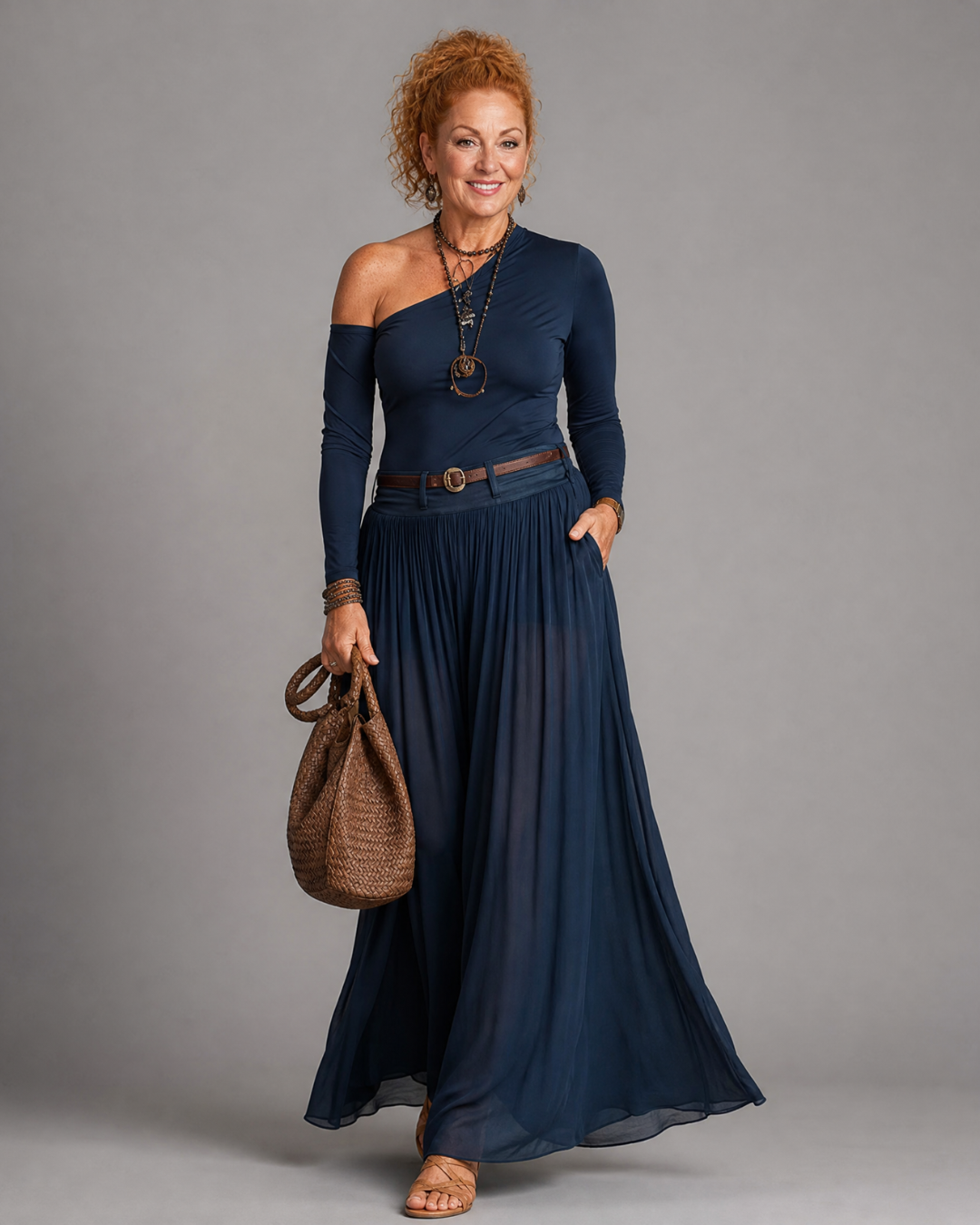Nythera | Top aderente a spalla unica e set di gonna maxi plissettata