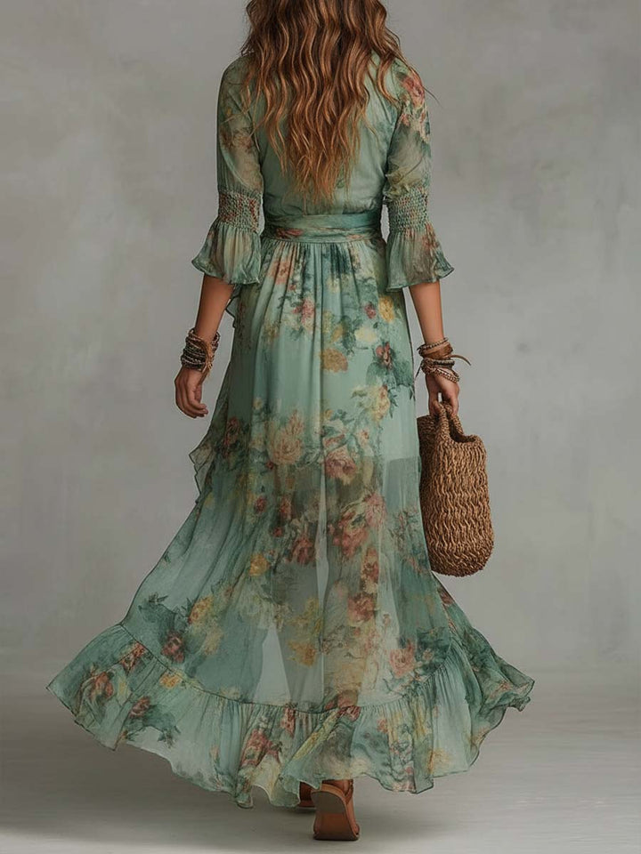 Aurora - longue robe boho à fleurs avec ourlet romantique et asymétrique