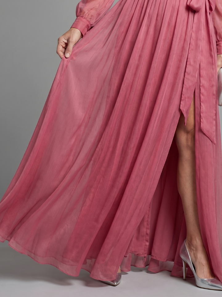 Meredith | Abito Maxi Fluttuante Trasparente a Maniche Lunghe
