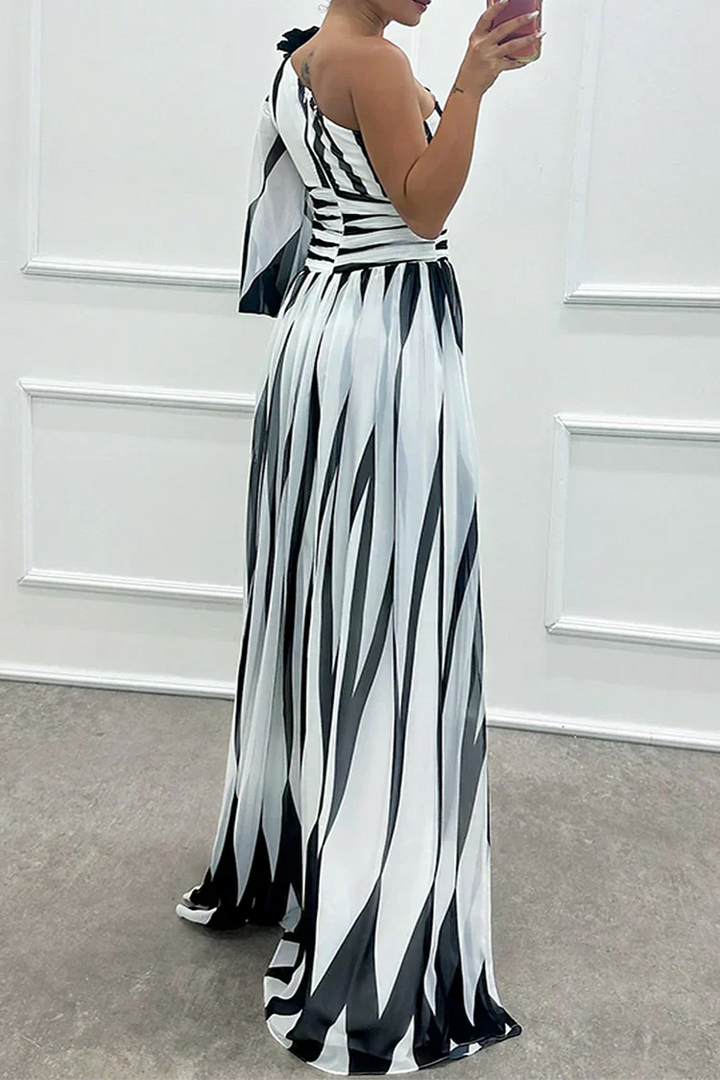 Shiloh - Robe maxi élégante à rayures avec une bretelle