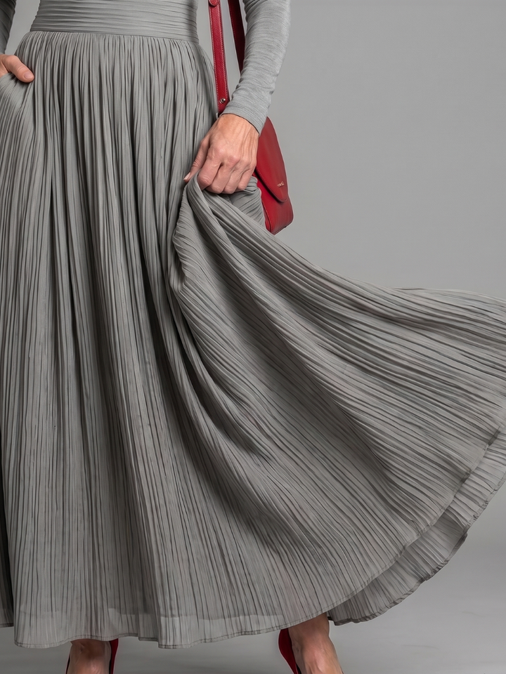 Lana | Abito midi a maniche lunghe con collo alto e vita definita