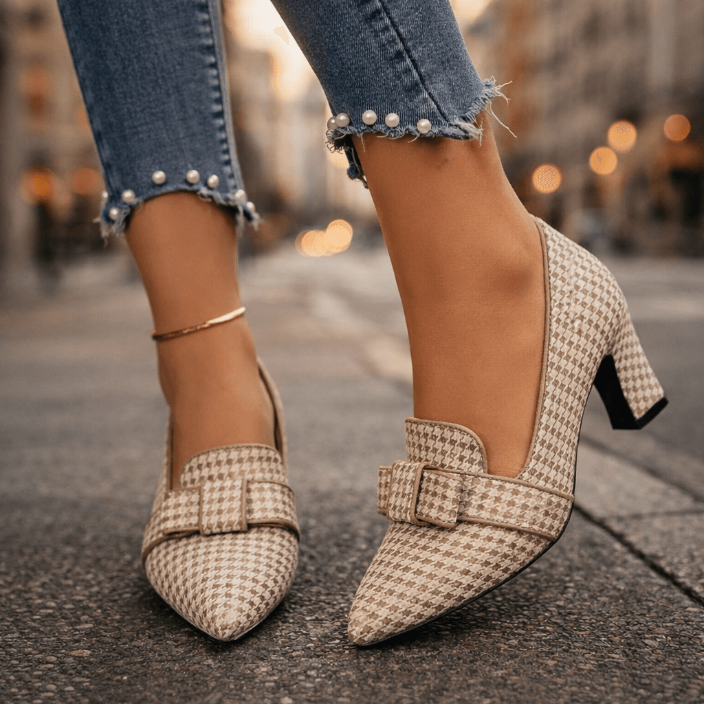 Lunessa Tacchi Loafer