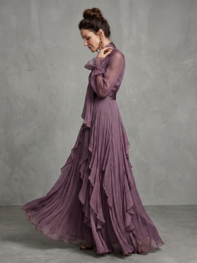 Demetria | Abito Maxi con Collo a Fiocco e Righe a Balze