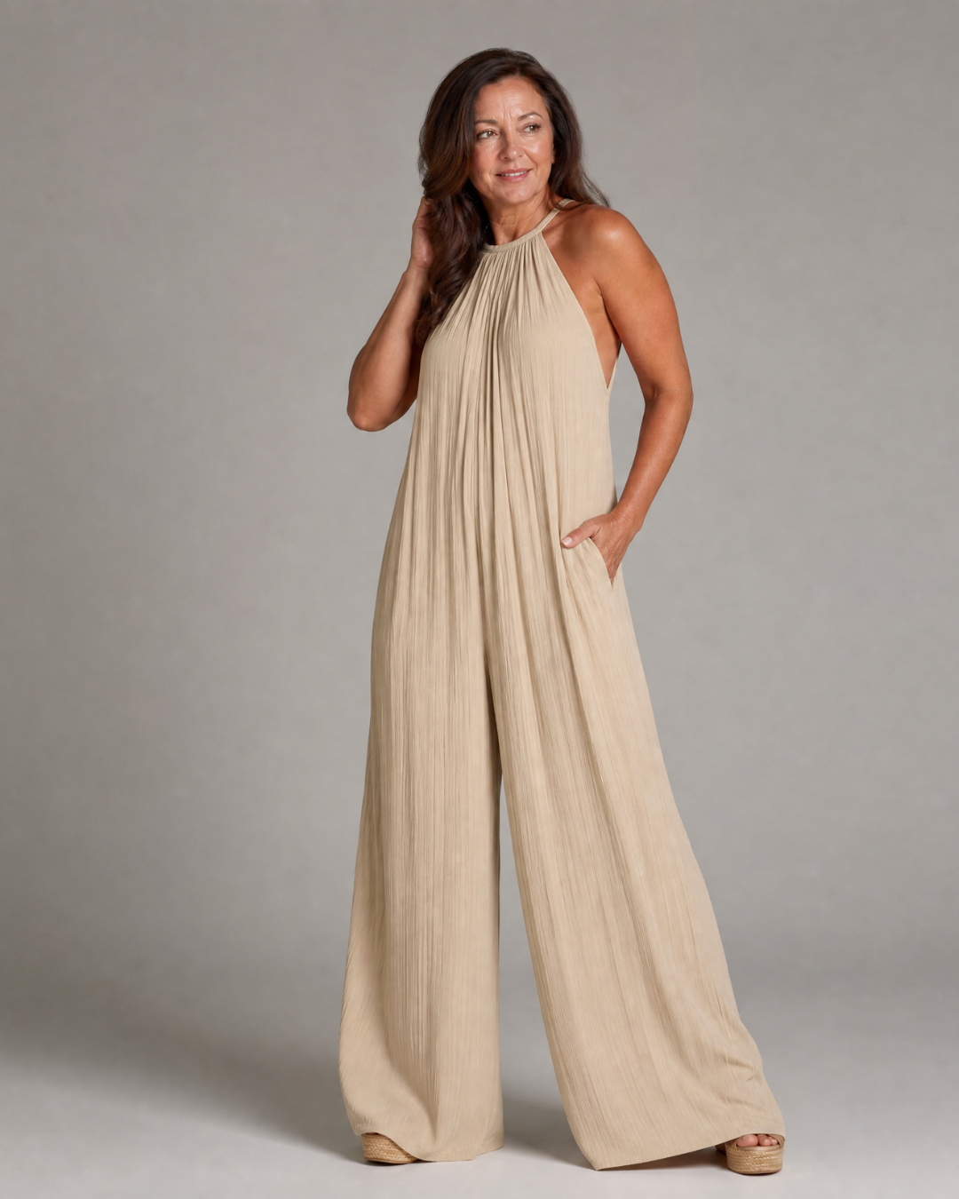 Sylvara | Tuta Relaxed a Gamba Larga con Collo Halter Plissettato