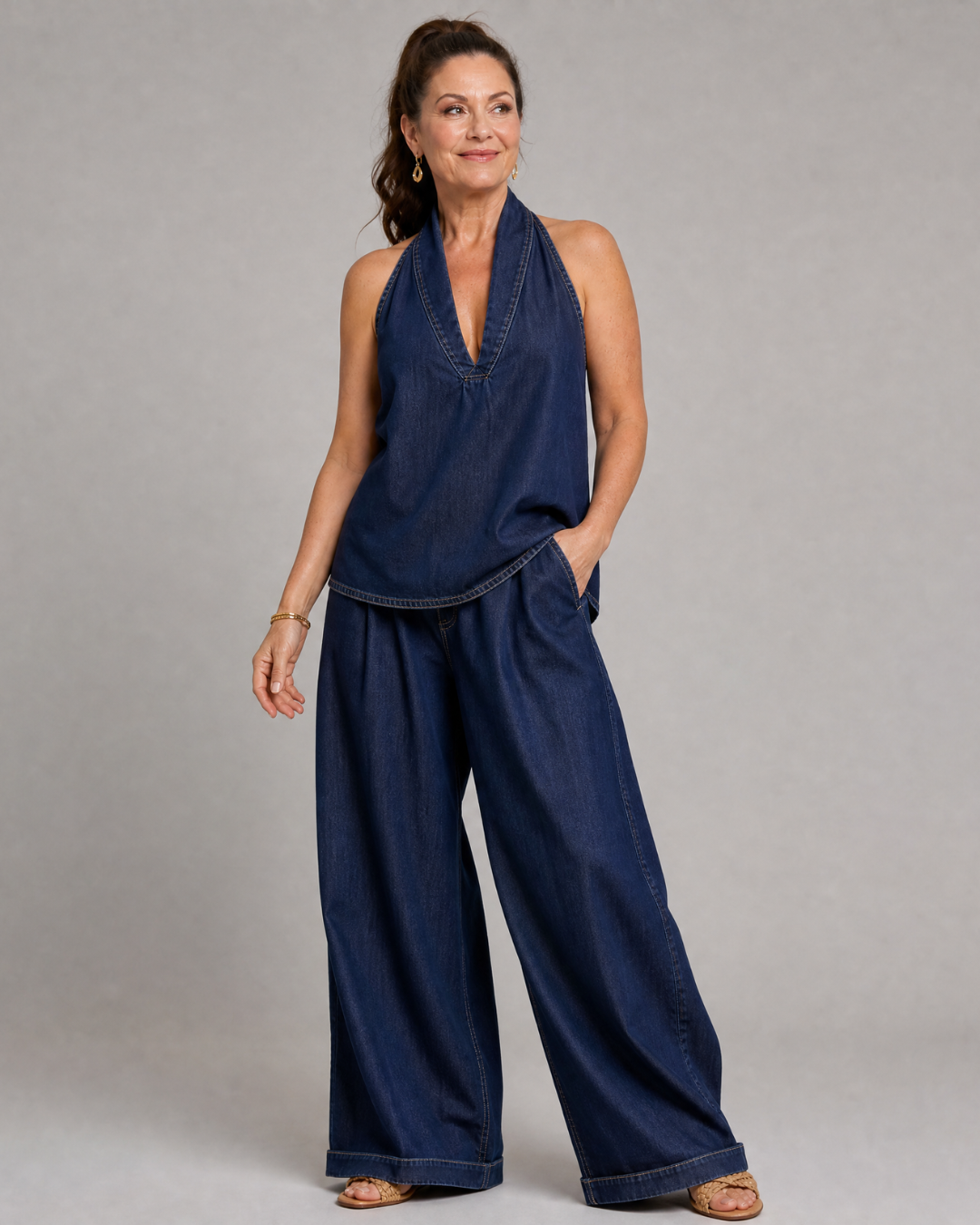 Zorelle | Top in Denim con Collo Halter e Pantaloni a Gamba Larga