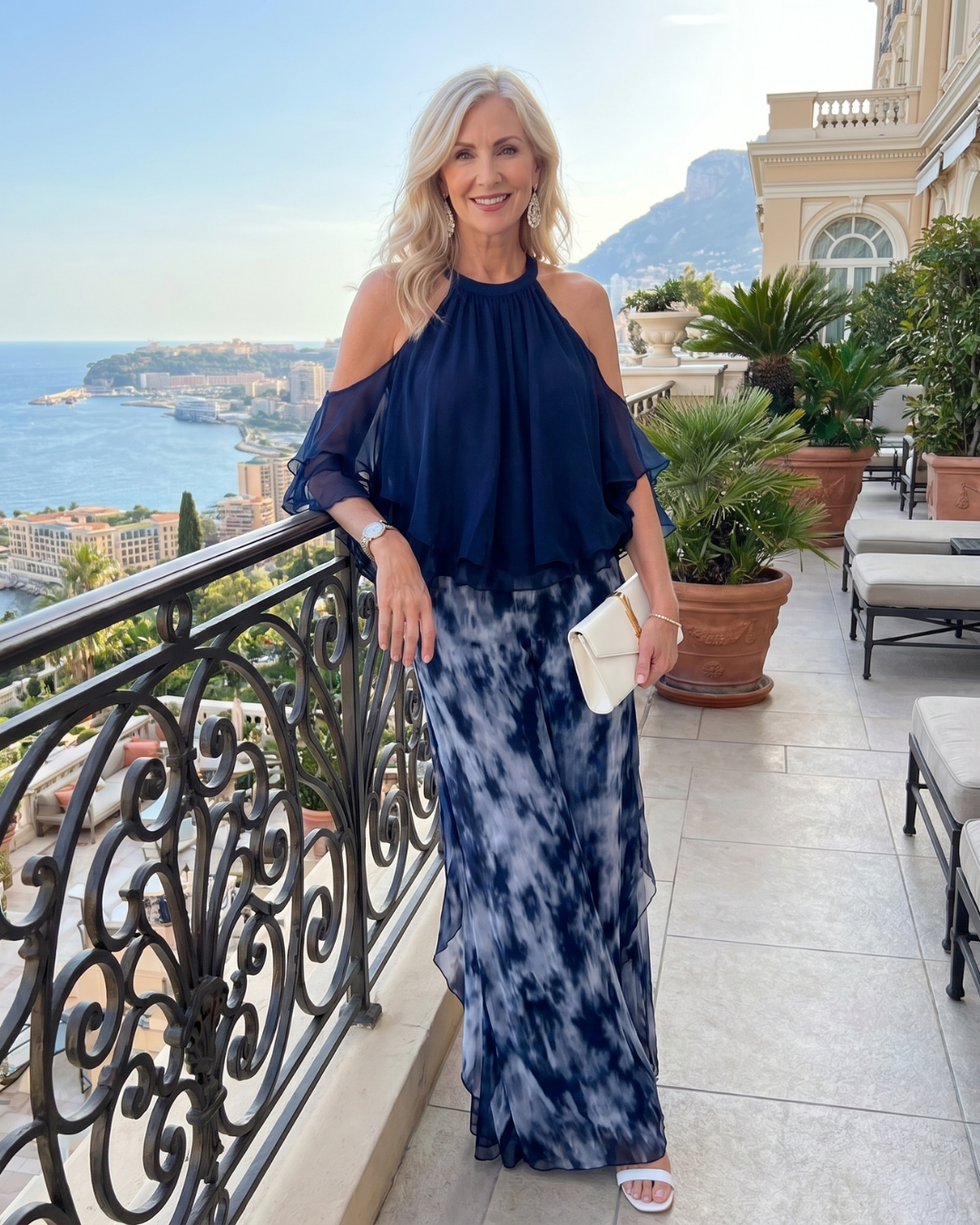 Xylara | Set con Scollo Halter a Strati e Pantaloni Larghe Stampati