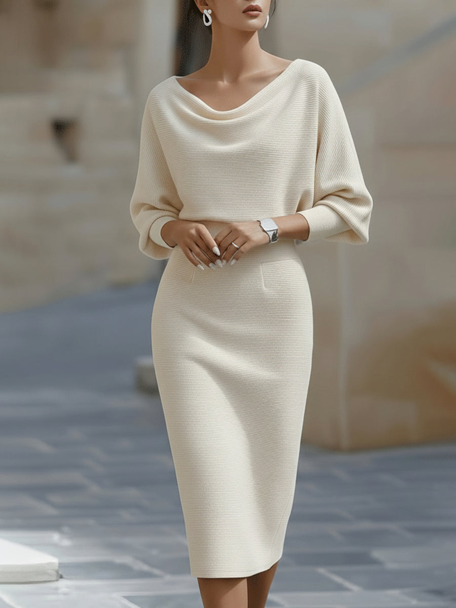 Robe midi drapée avec manches chauve-souris