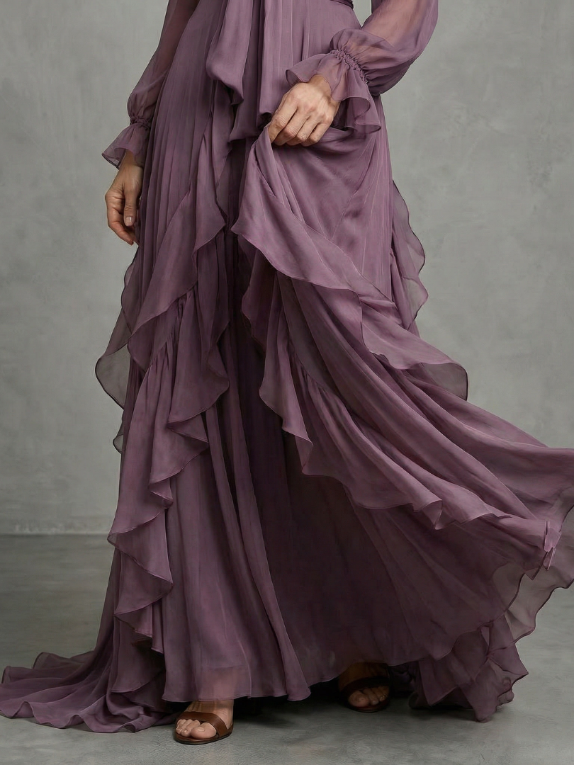 Demetria | Abito Maxi con Collo a Fiocco e Righe a Balze