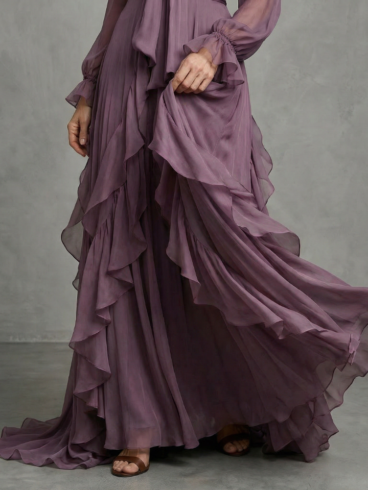Demetria | Abito Maxi con Collo a Fiocco e Righe a Balze