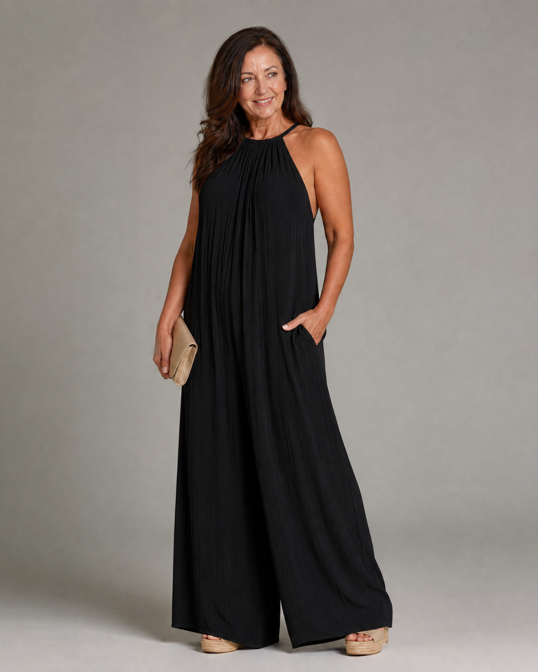 Sylvara | Tuta Relaxed a Gamba Larga con Collo Halter Plissettato