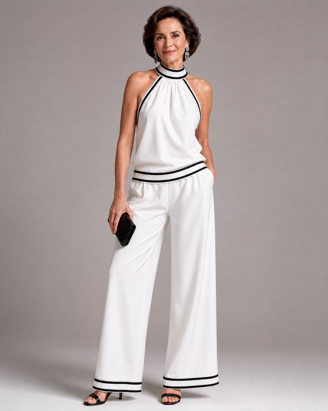 Zephyrine | Jumpsuit a gamba larga con scollatura a halter e dettagli a contrasto