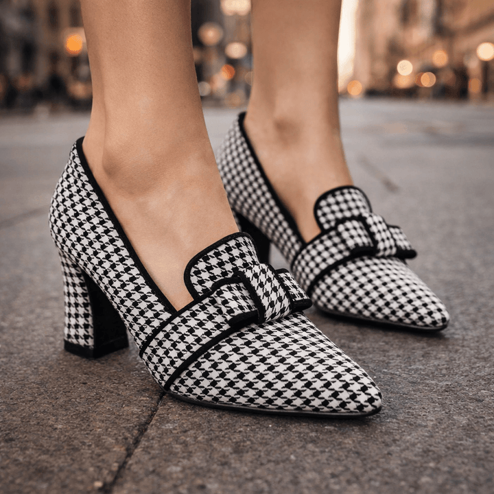 Lunessa Tacchi Loafer