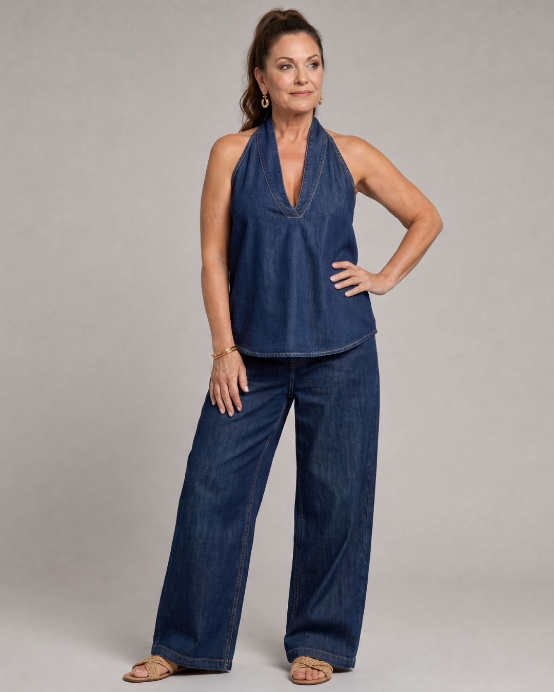 Zorelle | Top in Denim con Collo Halter e Pantaloni a Gamba Larga