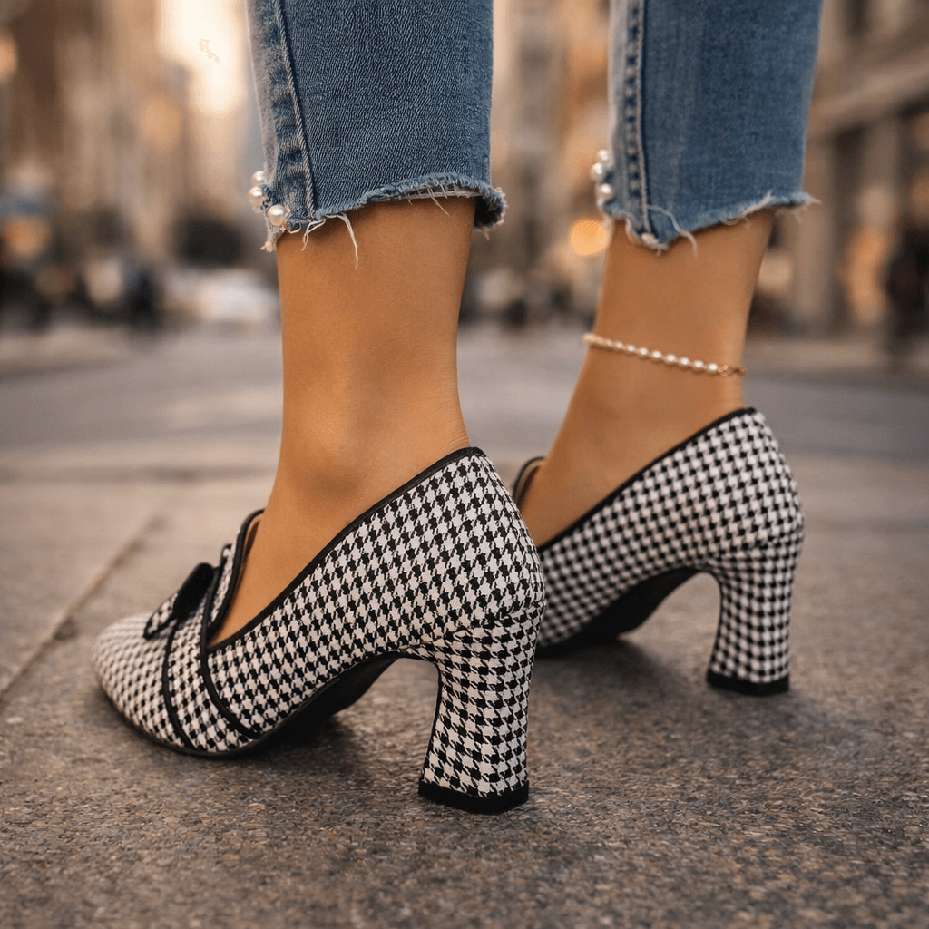Lunessa Tacchi Loafer