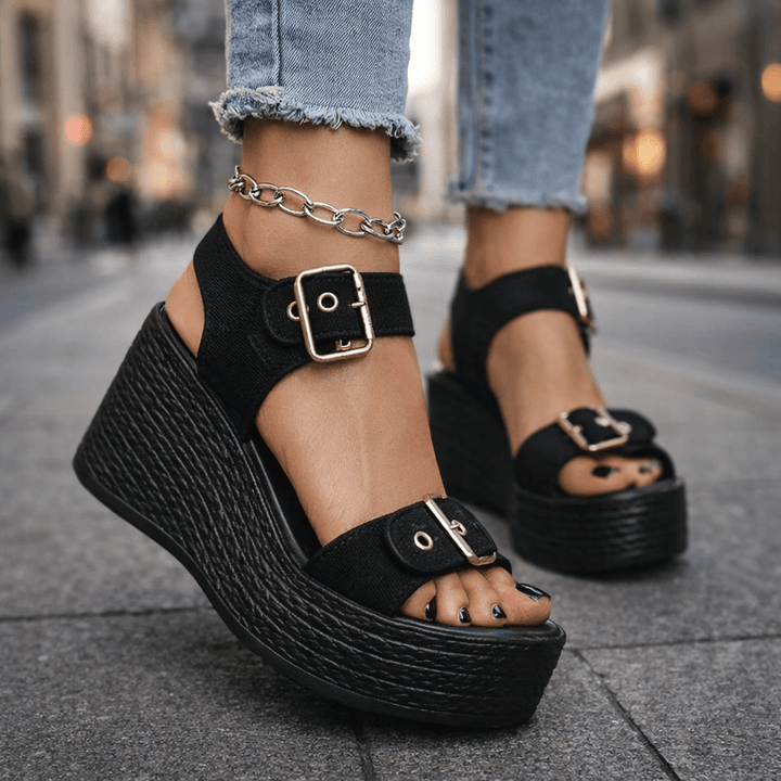 Sandales à Talon Wedge Naia avec Boucle