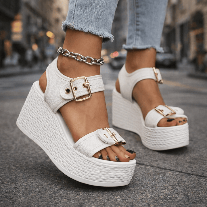 Sandales à Talon Wedge Naia avec Boucle