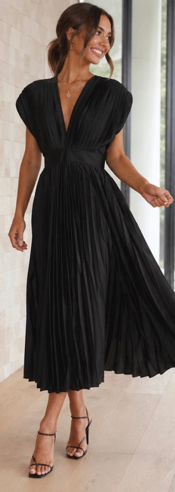 Stella & Grace™ | Vestito Midi Plissettato Senza Tempo