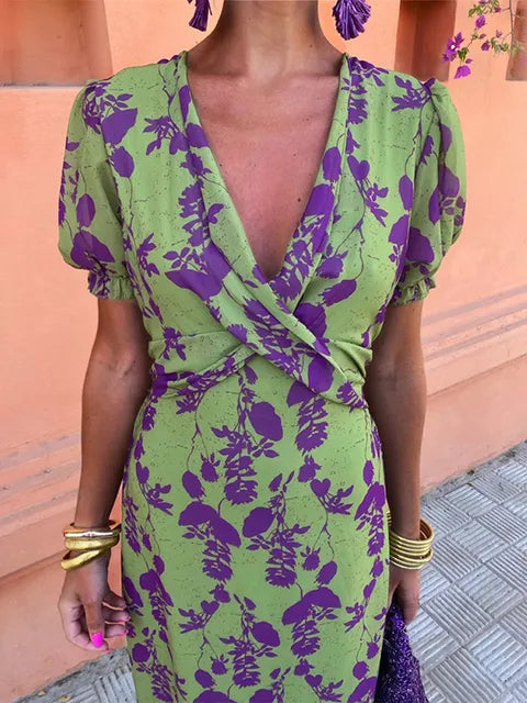 Lucinda - Robe Plissée Florale Boho à Col V