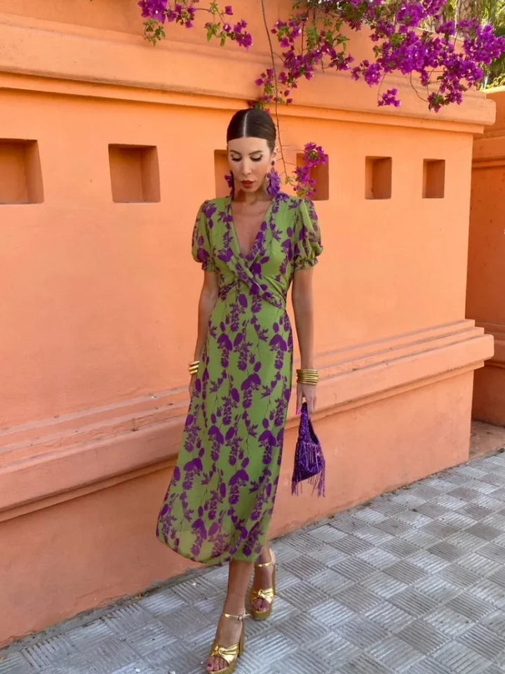 Lucinda - Robe Plissée Florale Boho à Col V