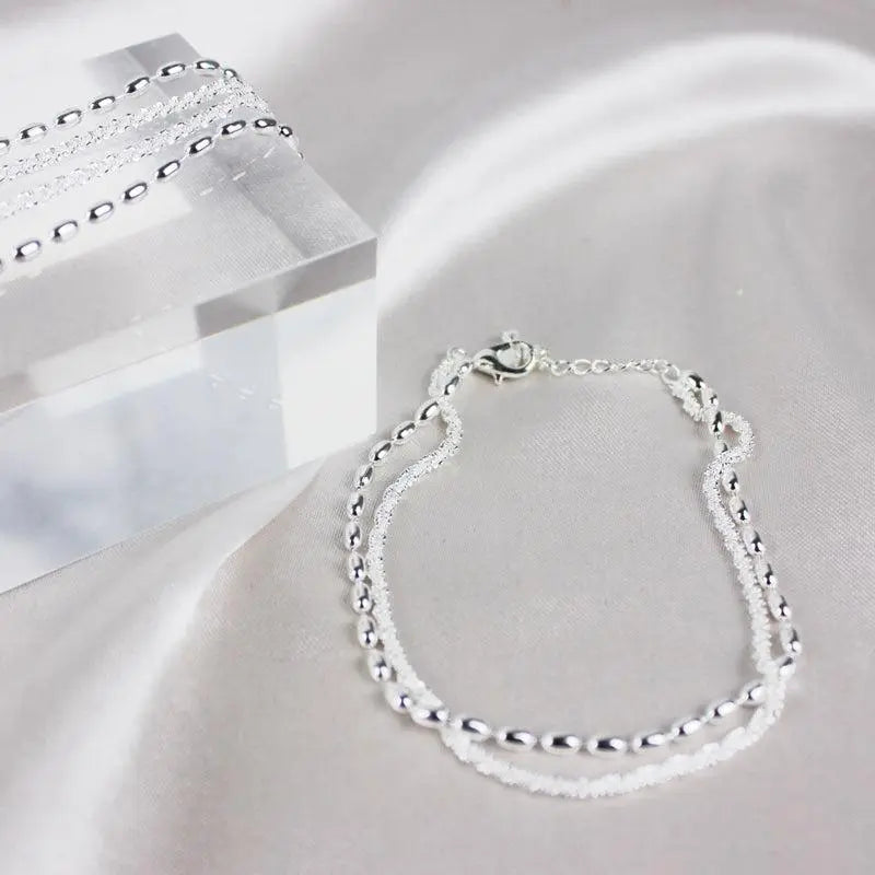 Bracelet Élégant en Argent Sertie de Pierres Zirconia