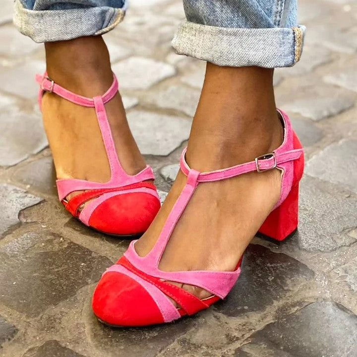 CHAUSSURE AVEC T-BAR ET TALON STABLE