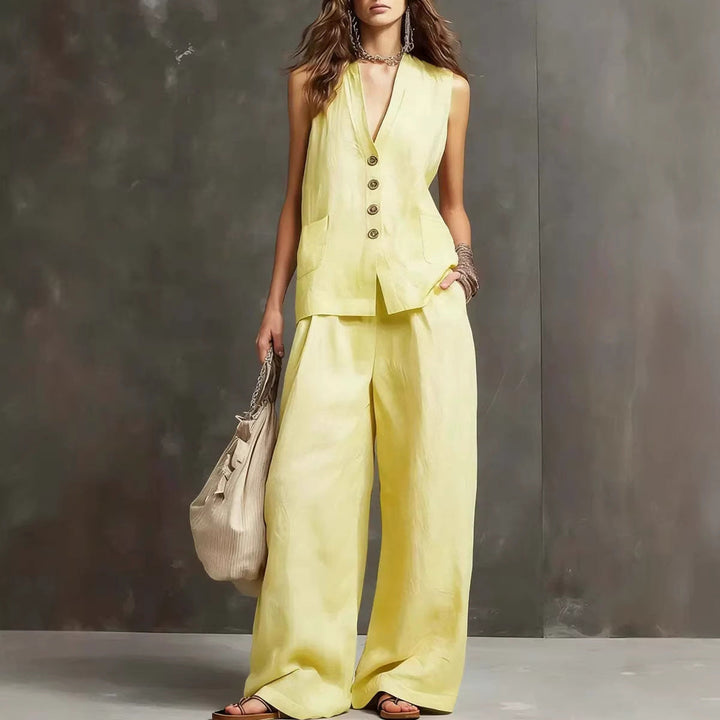 Ensemble deux pièces en coton et lin avec gilet sans manches et pantalons à jambes larges