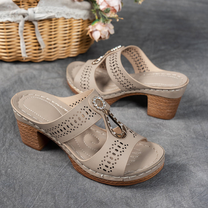 Isabella™ | Sandales Confort Orthopédiques à Talons Hauts