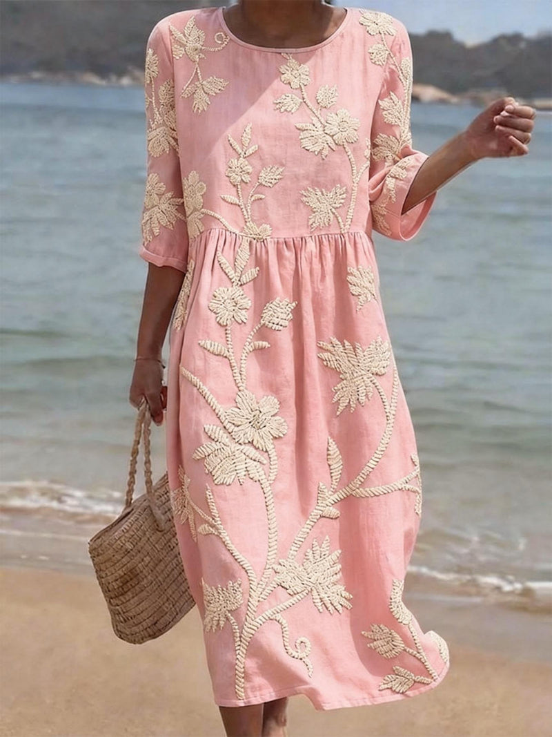 Robe décontractée pour femme avec imprimé floral.