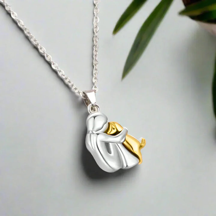 Cuddle Pendant Necklace