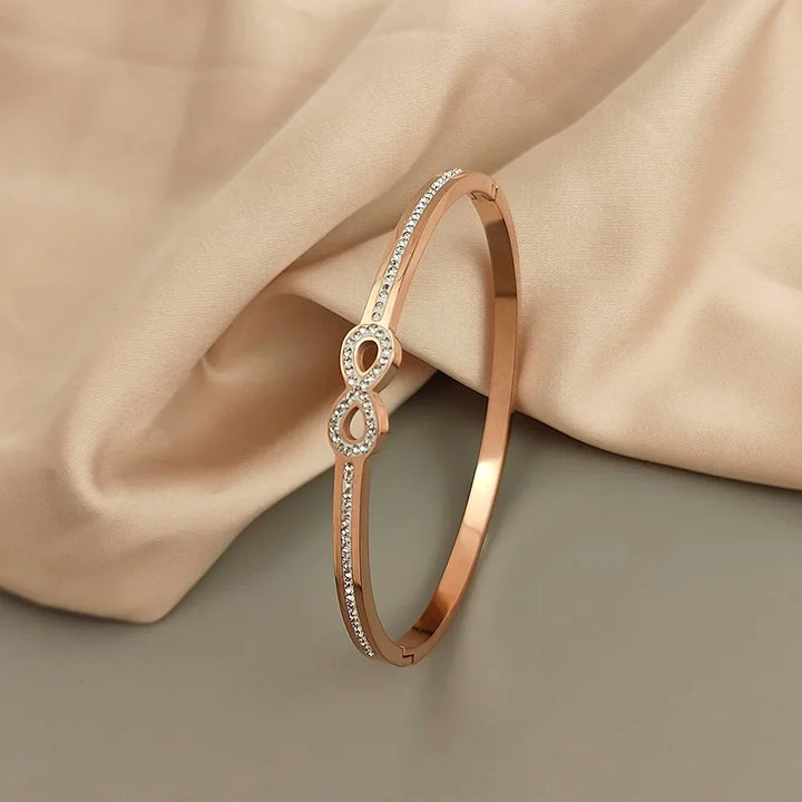 Bracelet Infini en Cristal Exclusif