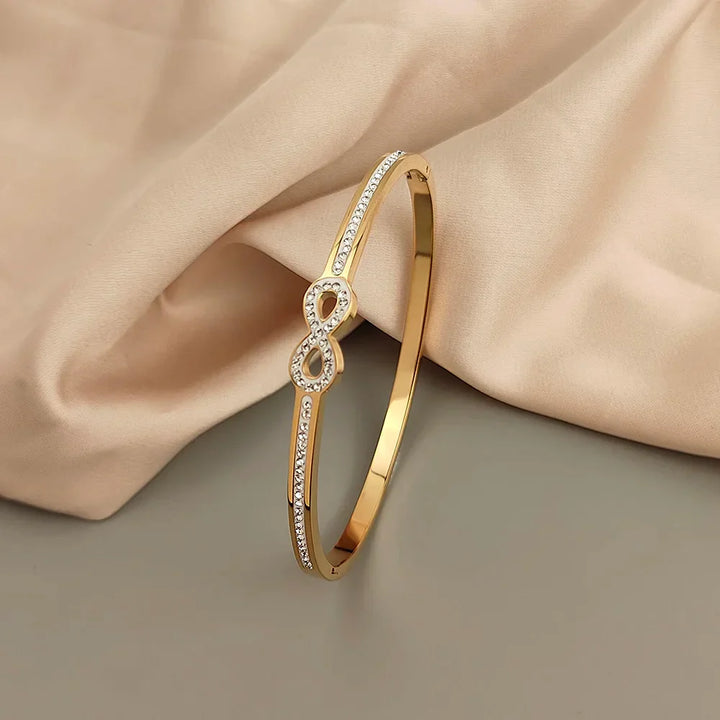 Bracelet Infini en Cristal Exclusif