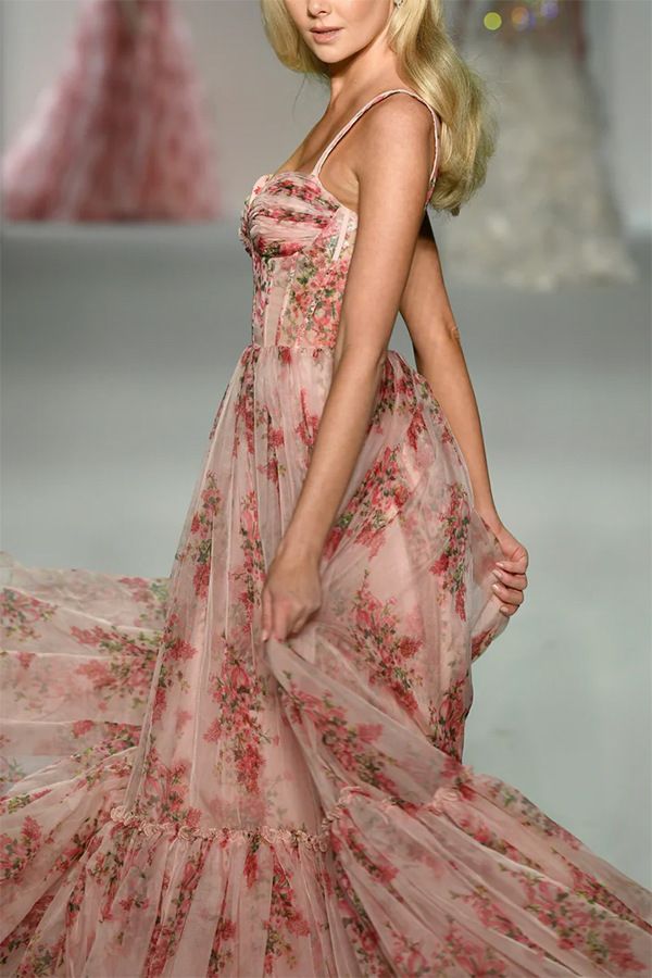 Robe en tulle à volants Elysian