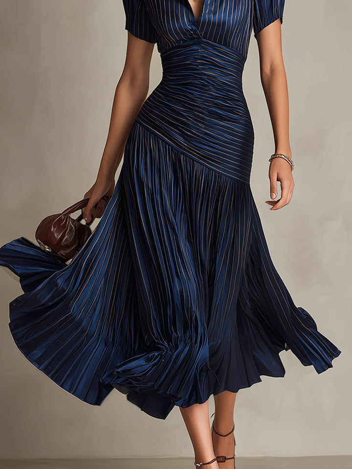 Adriana ∙ Robe midi satinée à rayures rétro
