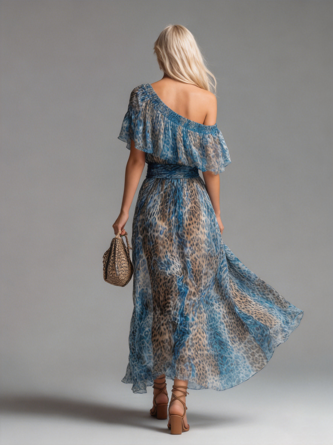 Selvaggia - Robe longue en chiffon avec imprimé léopard et épaules dénudées