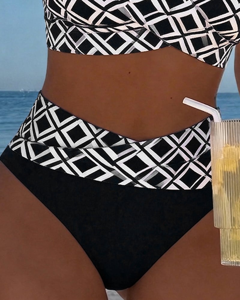 Bikini Deux Pièces Avec Soutien-Gorge Et Motif En Diamant
