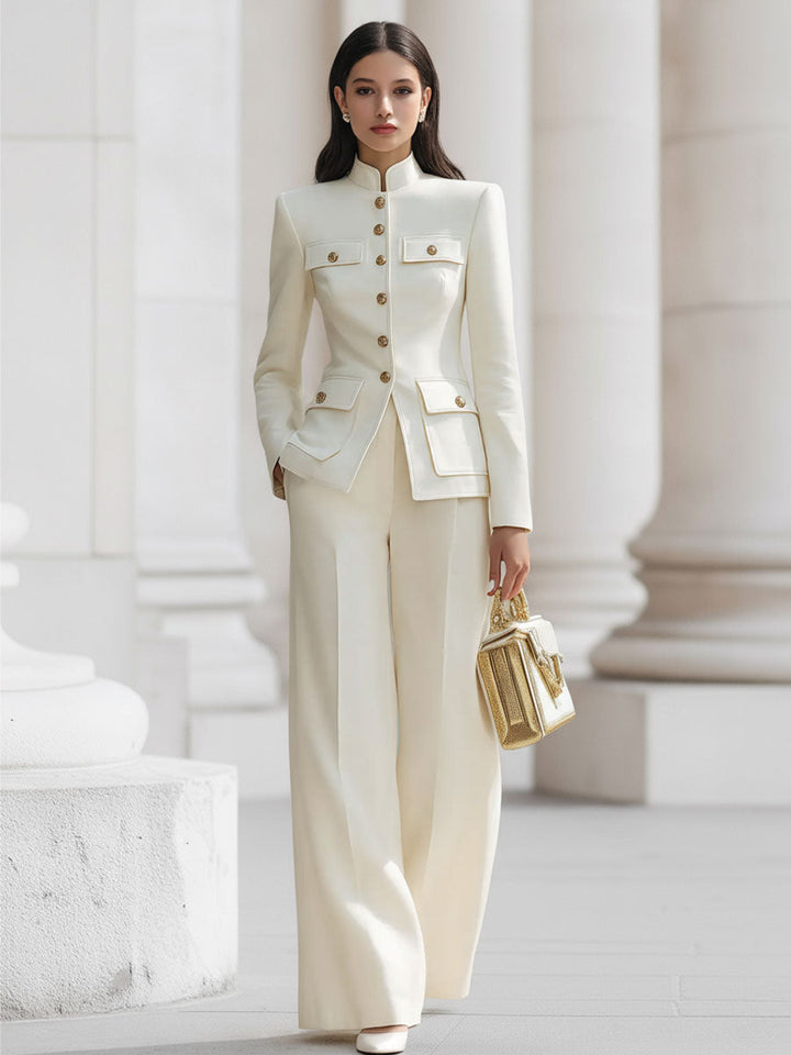 Christina - Ensemble de Costume Sur Mesure Crème Élégant avec Accents Dorés