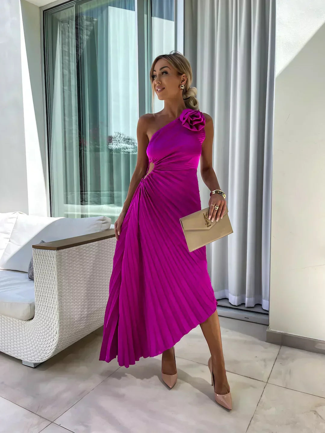 Eya™ | Robe maxi élégante avec design floral et une bretelle