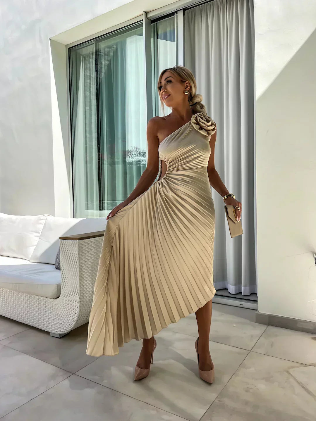 Eya™ | Robe maxi élégante avec design floral et une bretelle