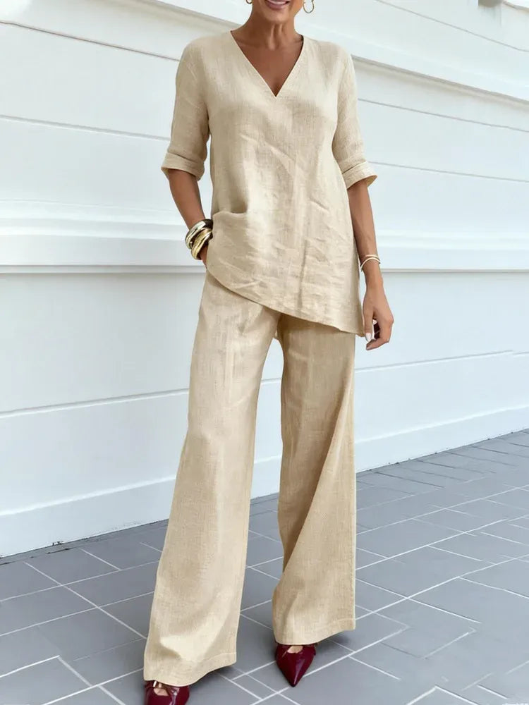 Céline | Ensemble de Deux Pièces avec top à manches mi-longues et pantalons droits