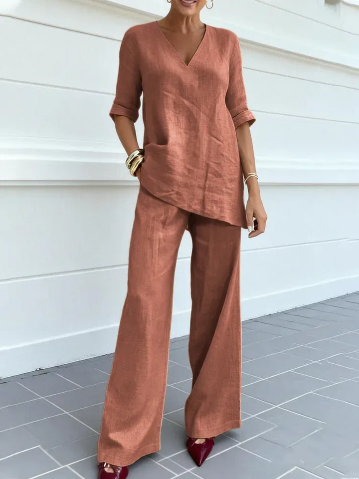 Céline | Ensemble de Deux Pièces avec top à manches mi-longues et pantalons droits