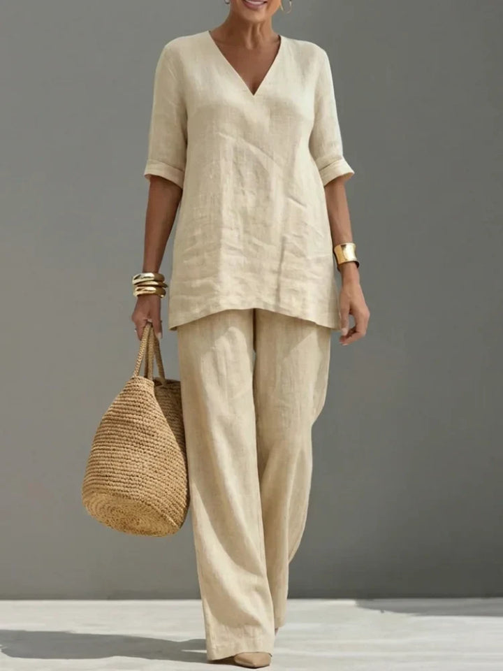 Céline | Ensemble de Deux Pièces avec top à manches mi-longues et pantalons droits